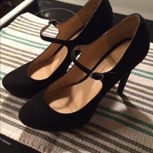 Chinese Laundry Woman’s shoes